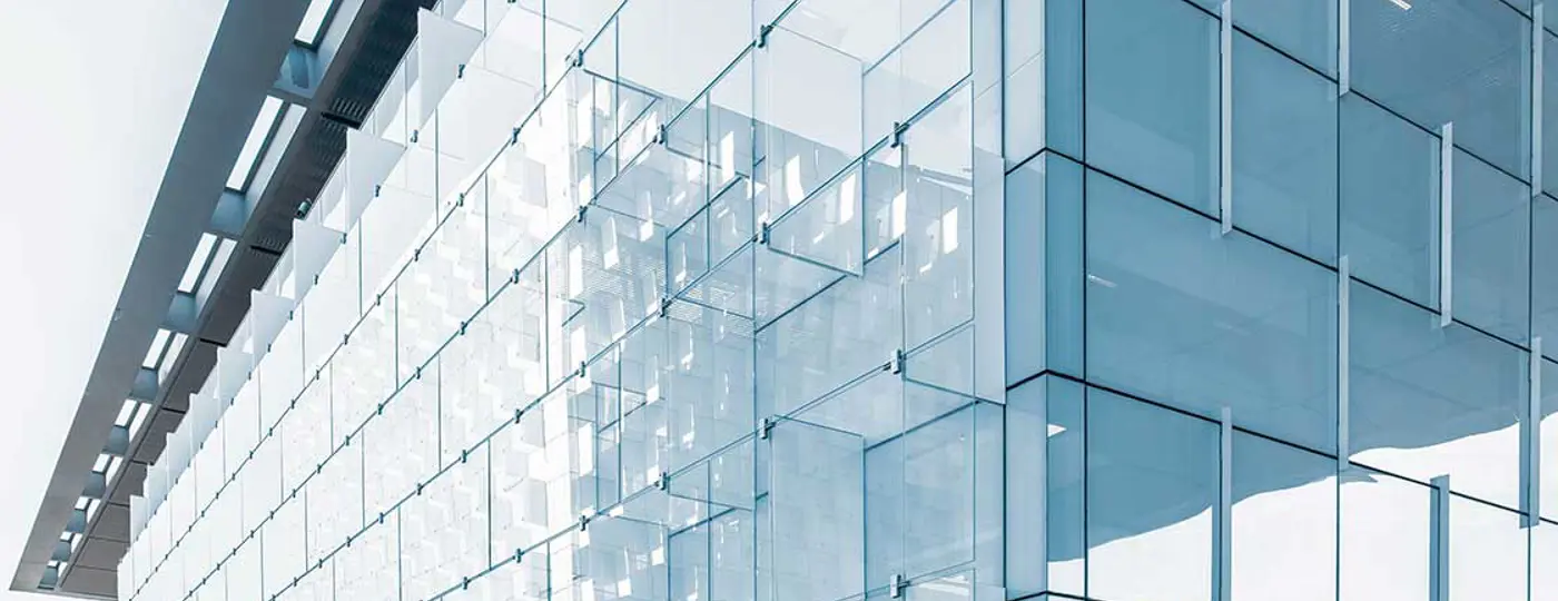 Vitrages en façade et en toiture