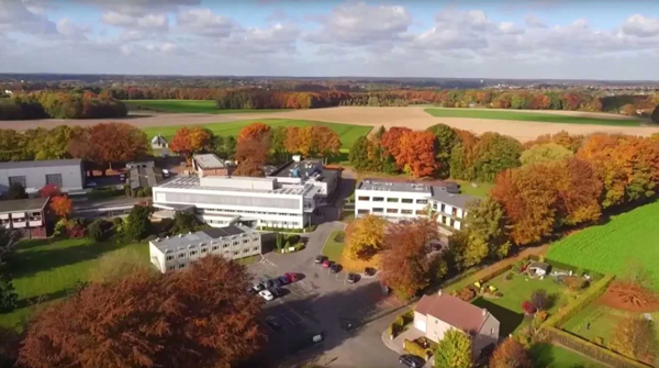 Le CSTC dispose de plusieurs sites où ingénieurs et techniciens collaborent pour chercher des solutions aux défis techniques.